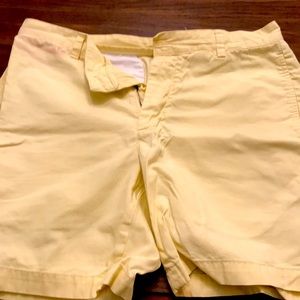 Vineyard vines shorts yellow